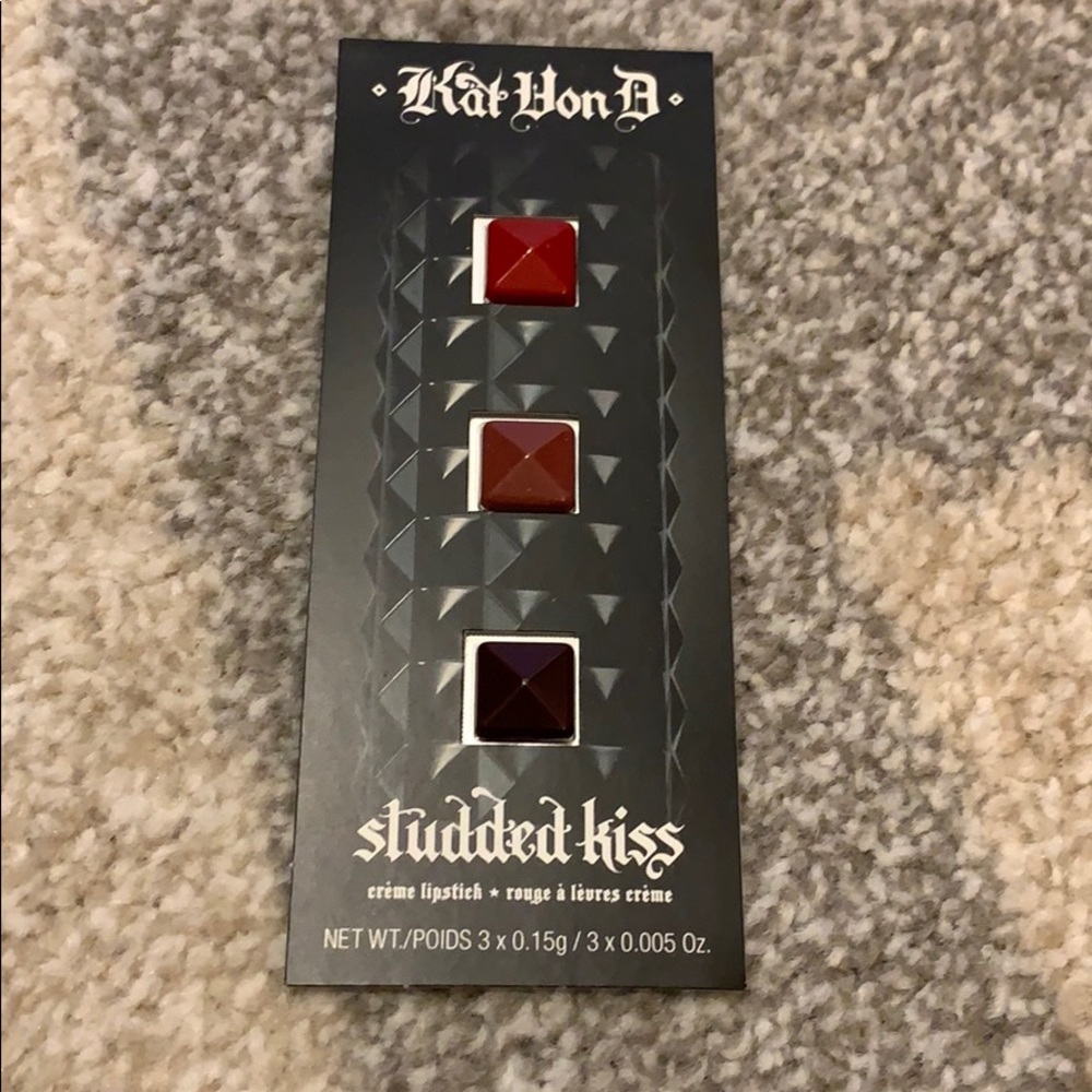 NEW Kat Von D Lipstick